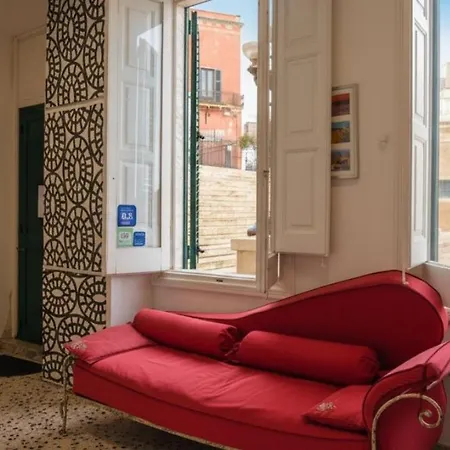 Le Colonne Bed & Breakfast 3*