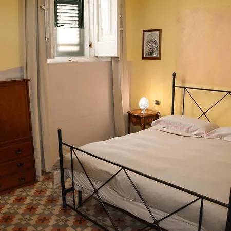 Le Colonne Bed & Breakfast *