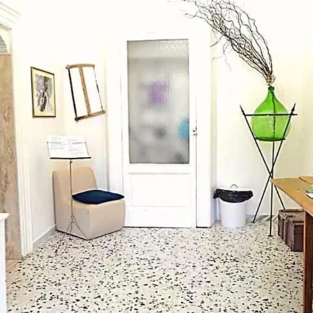 Le Colonne Bed and Breakfast Μπρίντιζι