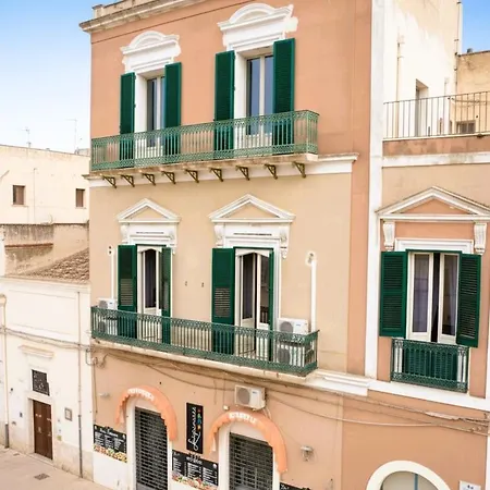 Alojamento de Acomodação e Pequeno-almoço Le Colonne Brindisi