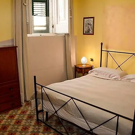 Le Colonne Bed & Breakfast Brindisi