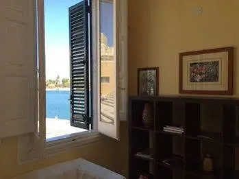 Bed and Breakfast Le Colonne Μπρίντιζι